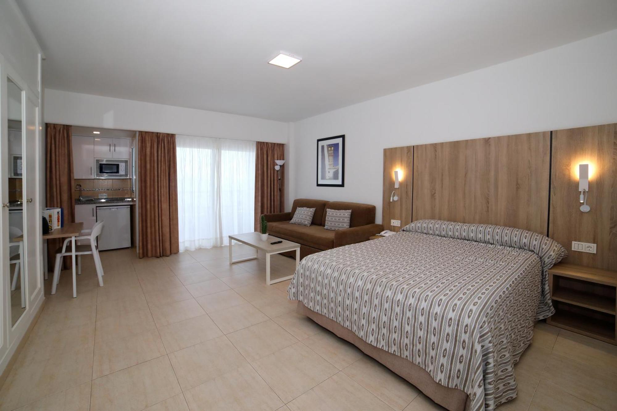 Hotel Apartamentos Pyr Fuengirola Exterior foto